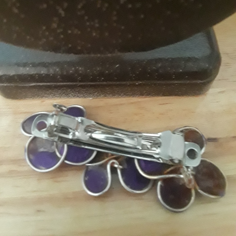 2 homemade hair bows in purple and white - Picture 2 of 4